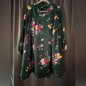 Flowy comfortable floral dress